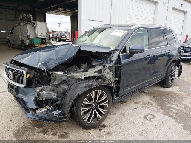 2021 Volvo Xc90 T5 Momentum 7 Passenger მანქანა იყიდება აუქციონზე, vin: YV4102PK1M1715051, აუქციონის ნომერი: 44109748