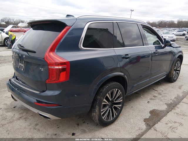 2021 Volvo Xc90 T5 Momentum 7 Passenger მანქანა იყიდება აუქციონზე, vin: YV4102PK1M1715051, აუქციონის ნომერი: 44109748