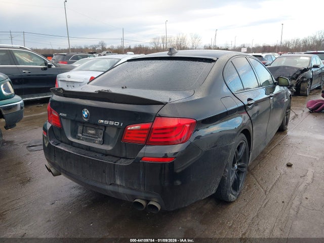 2013 BMW 550I WBAFU9C57DDY72181 Photo 3