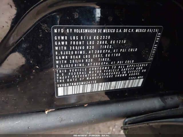 2025 VOLKSWAGEN TIGUAN 3VVGR7RM8SM024115 Photo 8