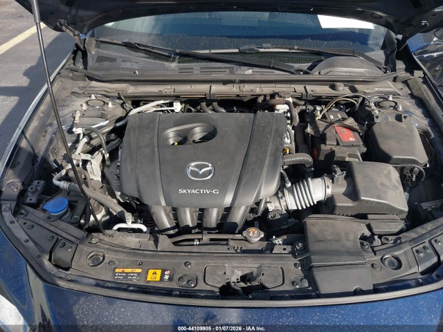 44109905 :رقم المزاد ، 3MZBPABL5MM203757 vin ، 2021 Mazda Mazda3 مزاد بيع