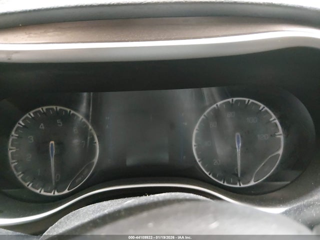 2018 Chrysler Pacifica Touring L მანქანა იყიდება აუქციონზე, vin: 2C4RC1BG6JR194104, აუქციონის ნომერი: 44109922