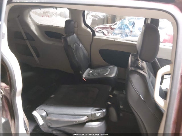 2018 Chrysler Pacifica Touring L მანქანა იყიდება აუქციონზე, vin: 2C4RC1BG6JR194104, აუქციონის ნომერი: 44109922