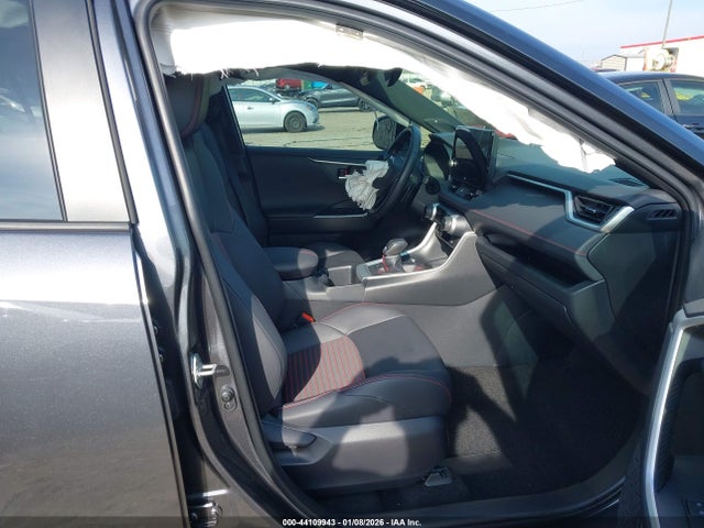2024 TOYOTA RAV4 PRIME JTMEB3FV9RD198667 Photo 4