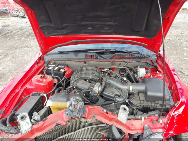 1ZVBP8AM7E5309198 Ford Mustang V6