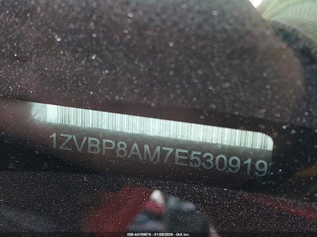 1ZVBP8AM7E5309198 Ford Mustang V6