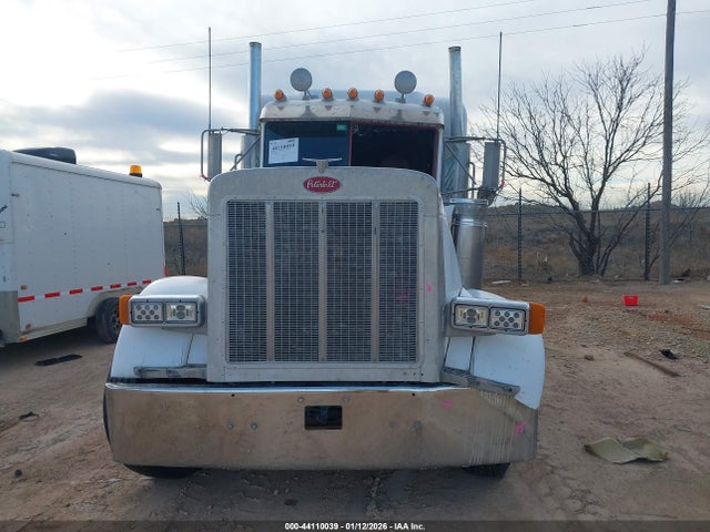Продажа на аукционе авто 2004 Peterbilt 379, vin: 1XP5DB9X14N834811, номер лота: 44110039