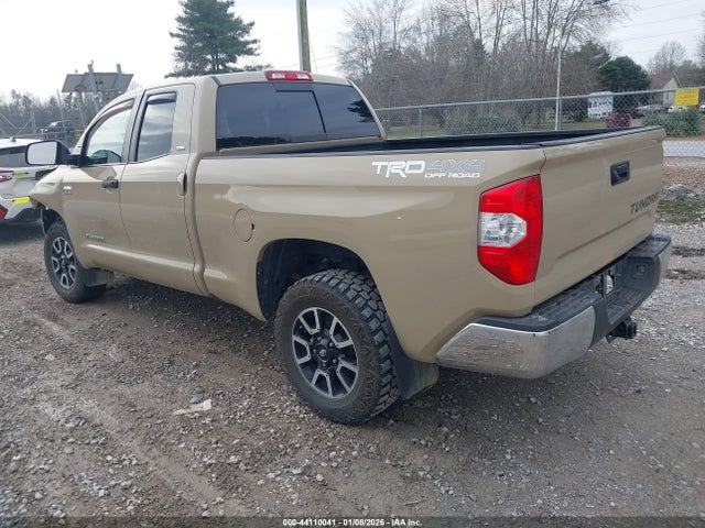 5TFUW5F16HX603597 Toyota Tundra Sr5 5.7l V8