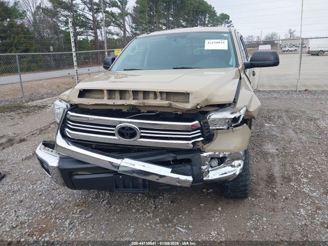5TFUW5F16HX603597 Toyota Tundra Sr5 5.7l V8
