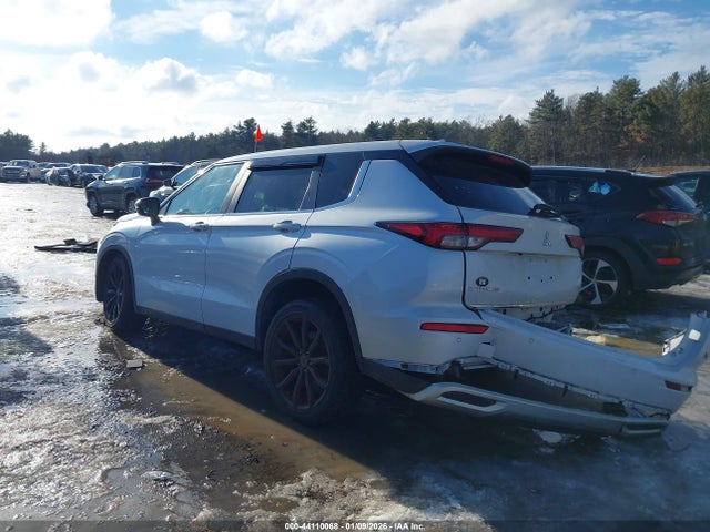 2022 MITSUBISHI OUTLANDER JA4J4UA87NZ031067 Photo 2