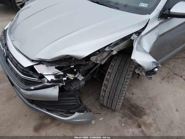 44110090 :رقم المزاد ، 3VW7M7BUXRM054361 vin ، 2024 Volkswagen Jetta 1.5t Se مزاد بيع