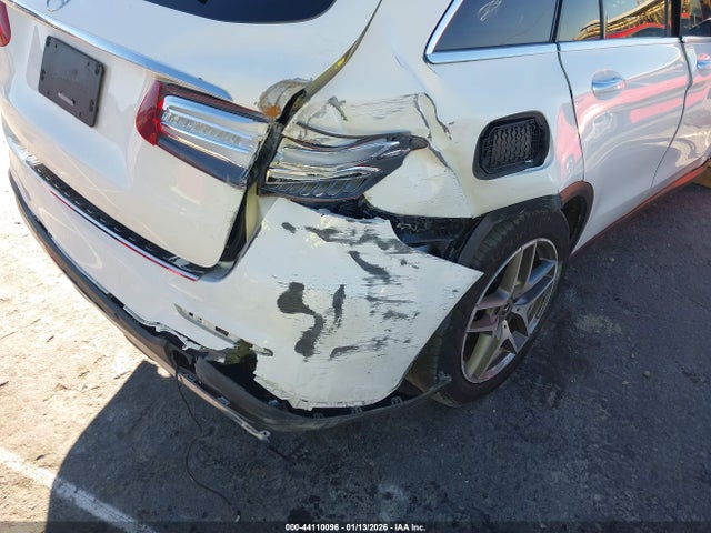 WDC0G4JB6K1002040 Mercedes-Benz GLC 300