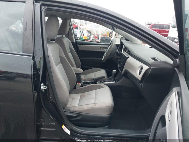 2017 TOYOTA COROLLA 2T1BURHE1HC938589 Photo 4