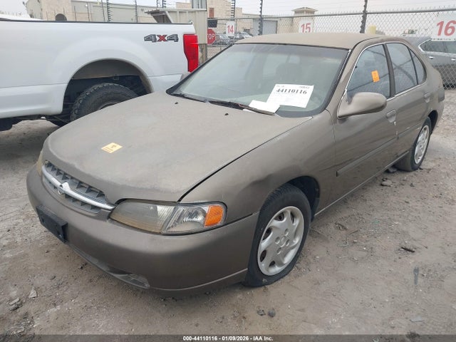 1999 Nissan Altima Gle/gxe/se/se-l/xe მანქანა იყიდება აუქციონზე, vin: 1N4DL01D2XC204274, აუქციონის ნომერი: 44110116