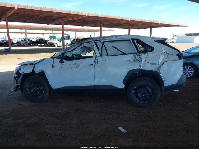 Toyota RAV4 LE 2025 2T3K1RFV3SW425594 Image 15