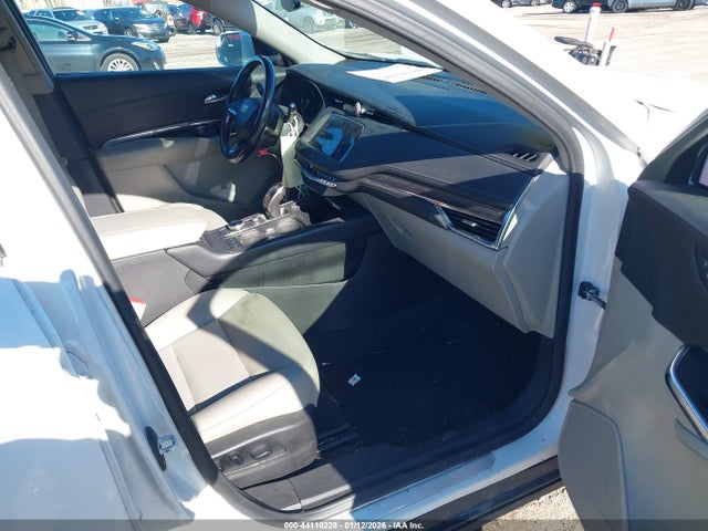 2020 CADILLAC XT4 1GYAZAR43LF066513 Photo 4