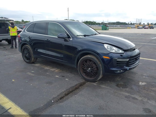 2016 PORSCHE CAYENNE WP1AA2A28GLA08898 Photo 0