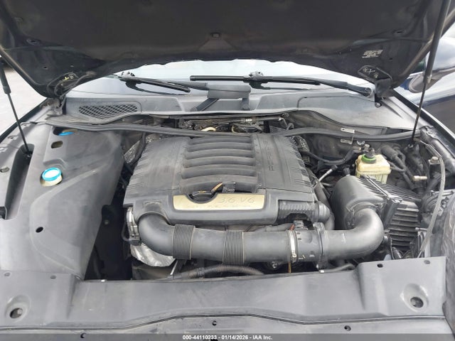 2016 PORSCHE CAYENNE WP1AA2A28GLA08898 Photo 9