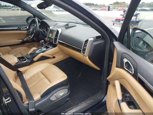 2016 PORSCHE CAYENNE WP1AA2A28GLA08898 Photo 4