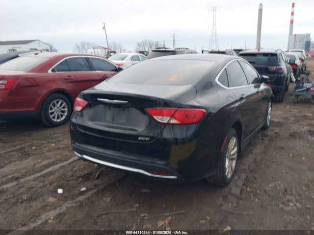 44110244 :رقم المزاد ، 1C3CCCAB3FN642458 vin ، 2015 Chrysler 200 Limited مزاد بيع