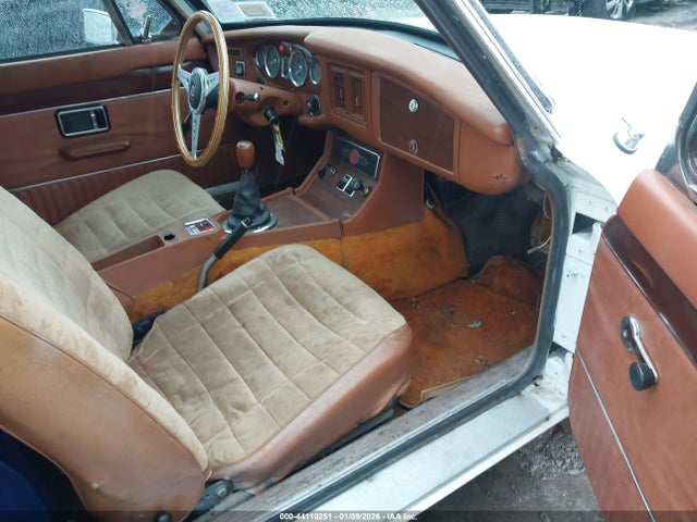 1974 MG MGB GHD5UE3288406 Photo 4