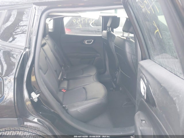 2026 Jeep Compass Latitude Altitude მანქანა იყიდება აუქციონზე, vin: 3C4NJDBN5TT167769, აუქციონის ნომერი: 44110259