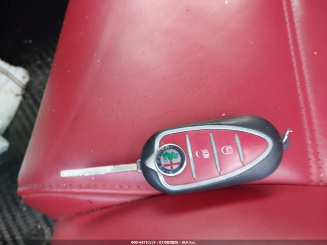 Alfa Romeo 4c Spider 2018 ZARBAAB42JM282492 Image 11