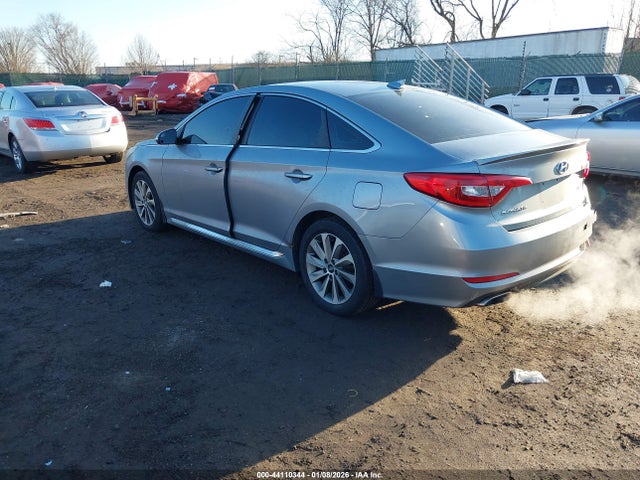 2016 HYUNDAI SONATA 5NPE34AF5GH260771 Photo 2