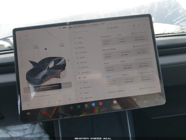 Продажа на аукционе авто 2026 Tesla Model Y Long Range Launch Series/premium All-wheel Drive, vin: 7SAYGDEE5TA432437, номер лота: 44110374