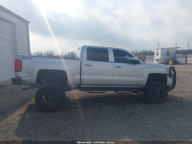 3GCUKREC1JG269964 Chevrolet Silverado 1500 2lt