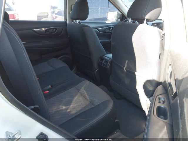 JN8AT2MV0LW109237 Nissan Rogue S Intelligent Awd