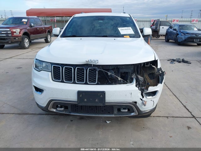 1C4RJFBG7JC331210 Jeep Grand Cherokee Sterling Edition 4x4