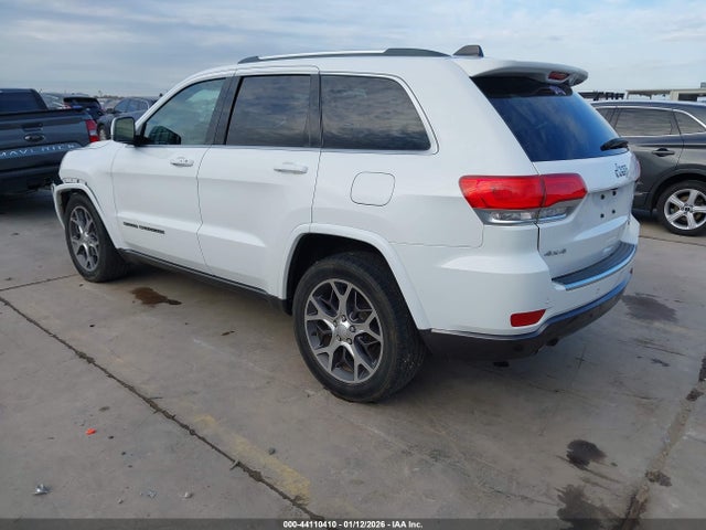 1C4RJFBG7JC331210 Jeep Grand Cherokee Sterling Edition 4x4