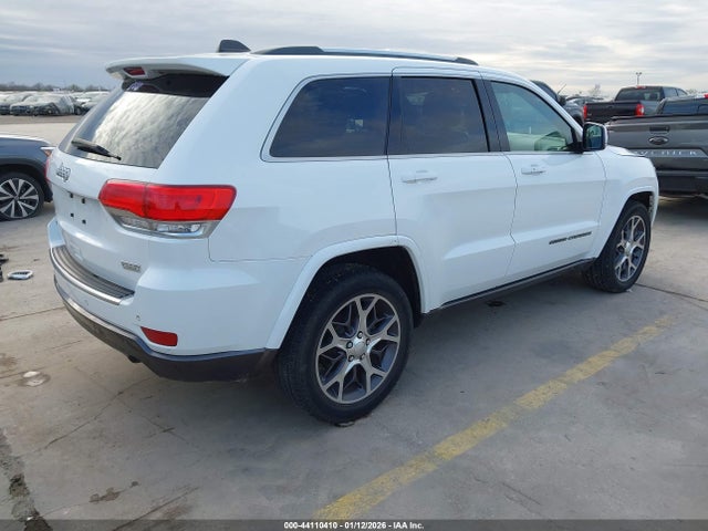 1C4RJFBG7JC331210 Jeep Grand Cherokee Sterling Edition 4x4