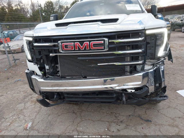 2025 Gmc Sierra 2500hd 4wd  Standard Bed Sle მანქანა იყიდება აუქციონზე, vin: 1GT4UME78SF341813, აუქციონის ნომერი: 44110466