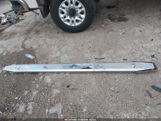 2025 Gmc Sierra 2500hd 4wd  Standard Bed Sle მანქანა იყიდება აუქციონზე, vin: 1GT4UME78SF341813, აუქციონის ნომერი: 44110466