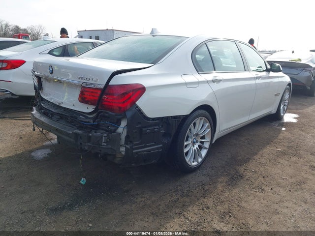 2015 BMW 750LI WBAYF8C59FD655487 Photo 3
