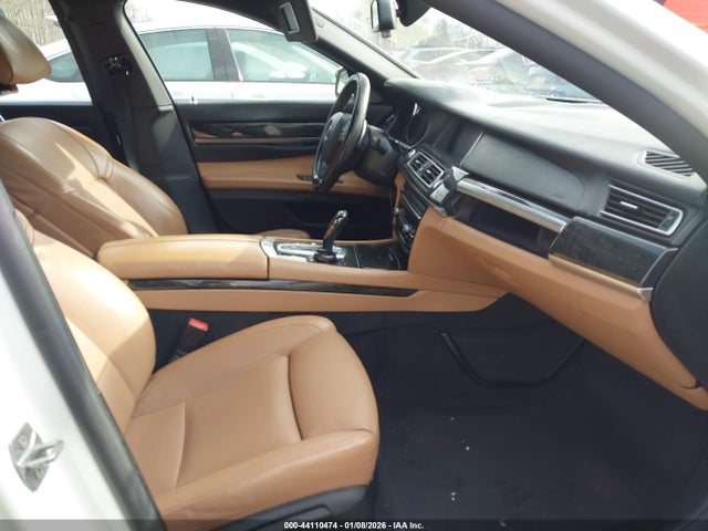 2015 BMW 750LI WBAYF8C59FD655487 Photo 4