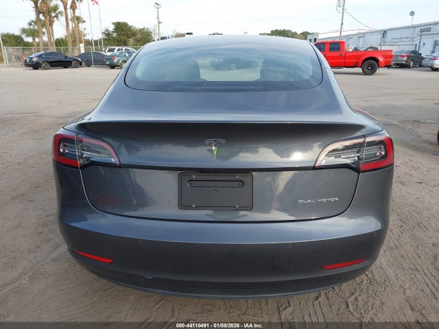 Tesla Model 3 Long Range Dual Motor All-wheel Drive 2021 5YJ3E1EB8MF992202 Image 16