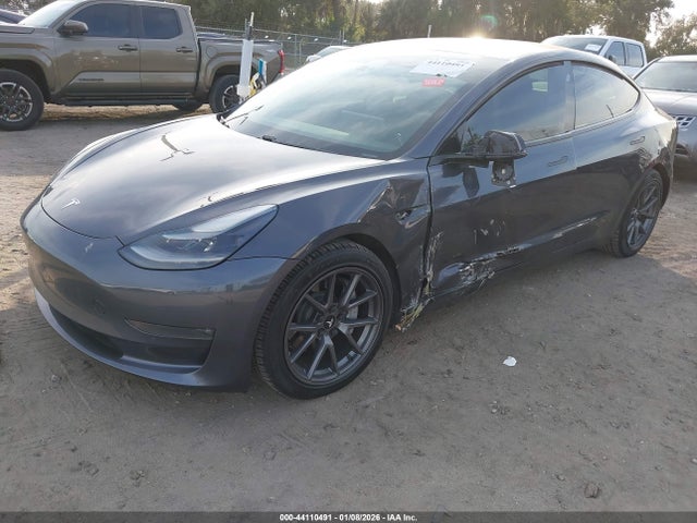2021 TESLA MODEL 3 5YJ3E1EB8MF992202 Photo 1