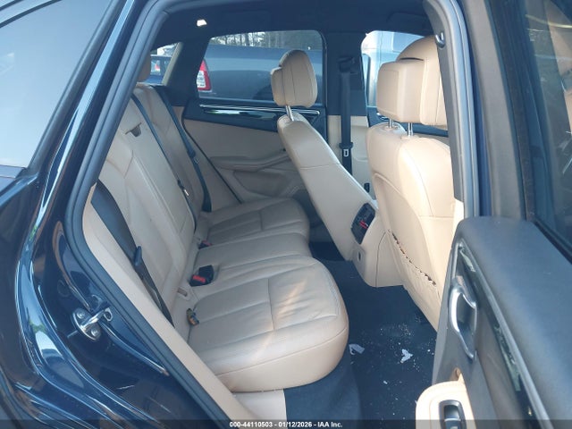 2017 PORSCHE MACAN WP1AA2A50HLB82752 Photo 7