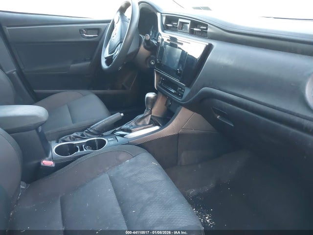 2T1BURHE0JC013839 Toyota COROLLA LE