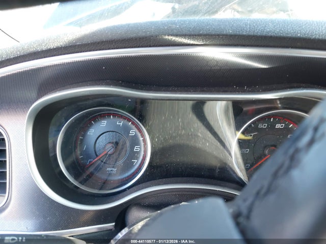 2015 Dodge Charger Sxt მანქანა იყიდება აუქციონზე, vin: 2C3CDXHG8FH866971, აუქციონის ნომერი: 44110577