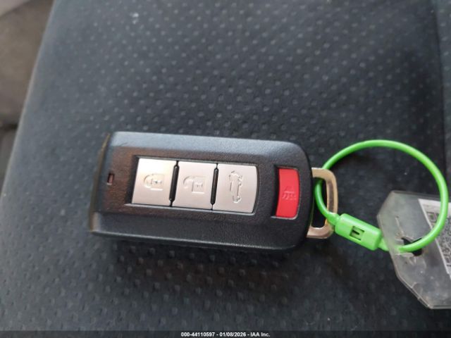 2025 MITSUBISHI ECLIPSE CROSS JA4ATWAA8SZ013805 Photo 10