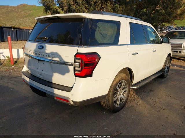 1FMJU2AT9NEA67490 Ford Expedition Limited
