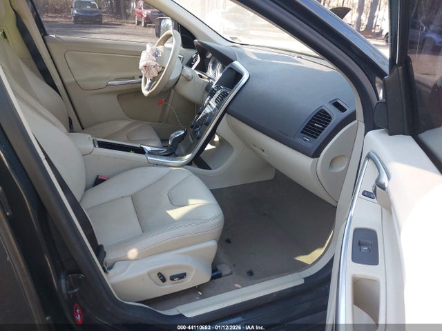 Продаж на аукціоні авто 2013 Volvo Xc60 3.2, vin: YV4952DL4D2441811, номер лоту: 44110683