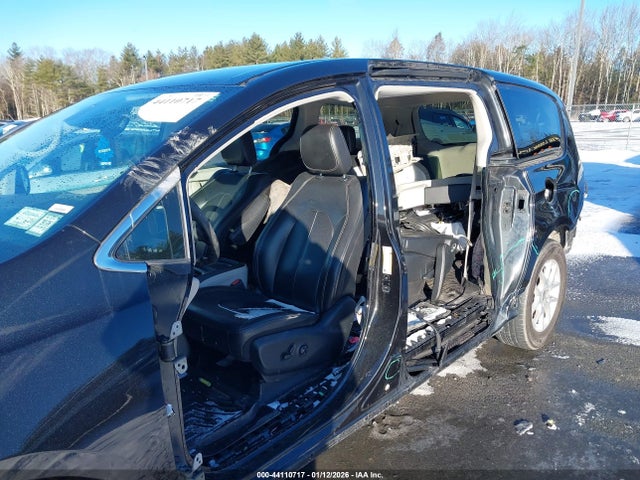 2020 CHRYSLER VOYAGER 2C4RC1DG9LR172002 Photo 5