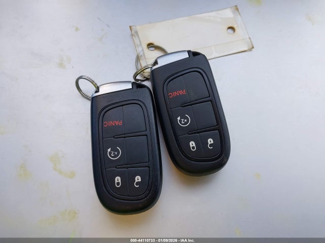 1C4PJMDS2FW717777 Jeep Cherokee Limited