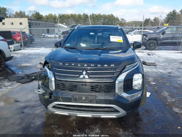 JA4J4VA81NZ041468 Mitsubishi Outlander Sel 2.5 S-awc