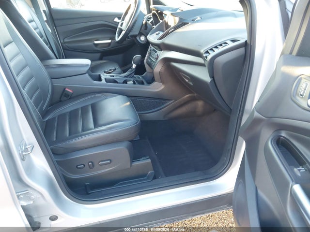 1FMCU9G95HUE36692 Ford ESCAPE SE